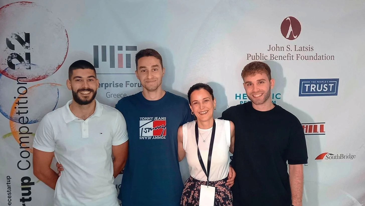 Innovation Bee team and collaborators at an entrepreneurship event